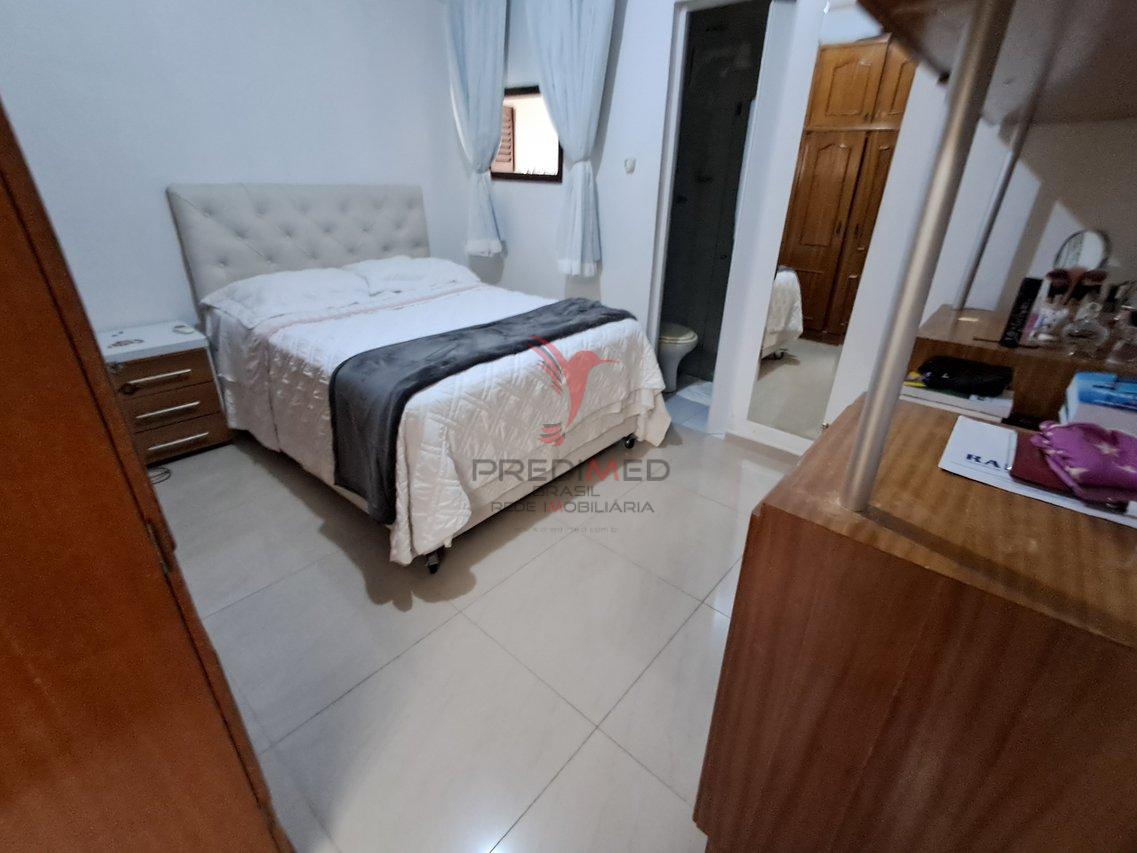 Casa Maravilhosa com 800m² com 5 suítes + DCE, Piscina, Espaço goumet + Churrasqueira  João Pessoa - 