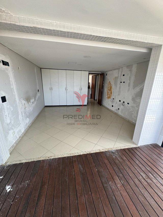 Cobertura com 5 quartos , 2 Suites, á venda a Beira mar do Cabo branco Avenida Cabo Branco João Pessoa - 