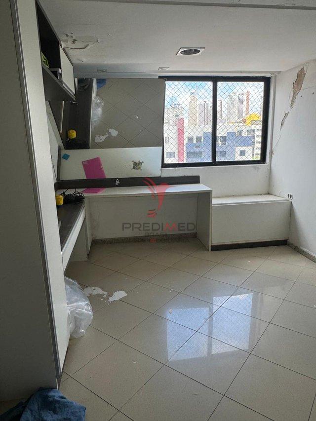 Cobertura com 5 quartos , 2 Suites, á venda a Beira mar do Cabo branco Avenida Cabo Branco João Pessoa - 