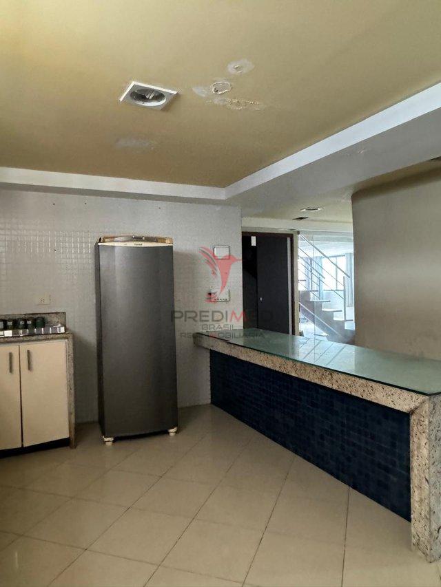 Cobertura com 5 quartos , 2 Suites, á venda a Beira mar do Cabo branco Avenida Cabo Branco João Pessoa - 