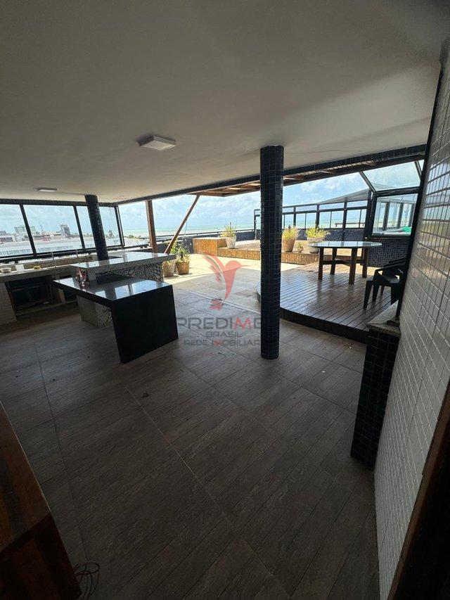 Cobertura com 5 quartos , 2 Suites, á venda a Beira mar do Cabo branco Avenida Cabo Branco João Pessoa - 