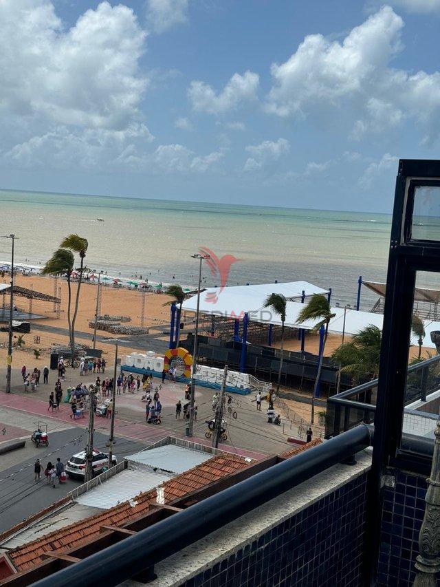 Cobertura com 5 quartos , 2 Suites, á venda a Beira mar do Cabo branco Avenida Cabo Branco João Pessoa - 