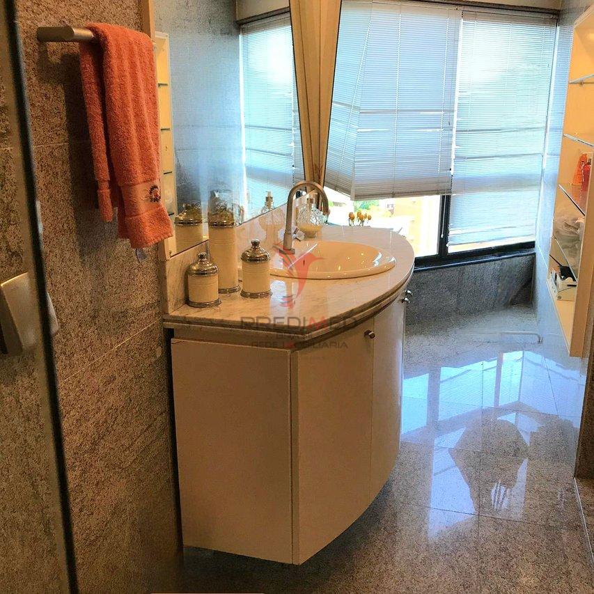 Excelente Apartamento 4 suítes de Alto Padrão com Vista Mar e a 200m da Orla de Manaíra  João Pessoa - 