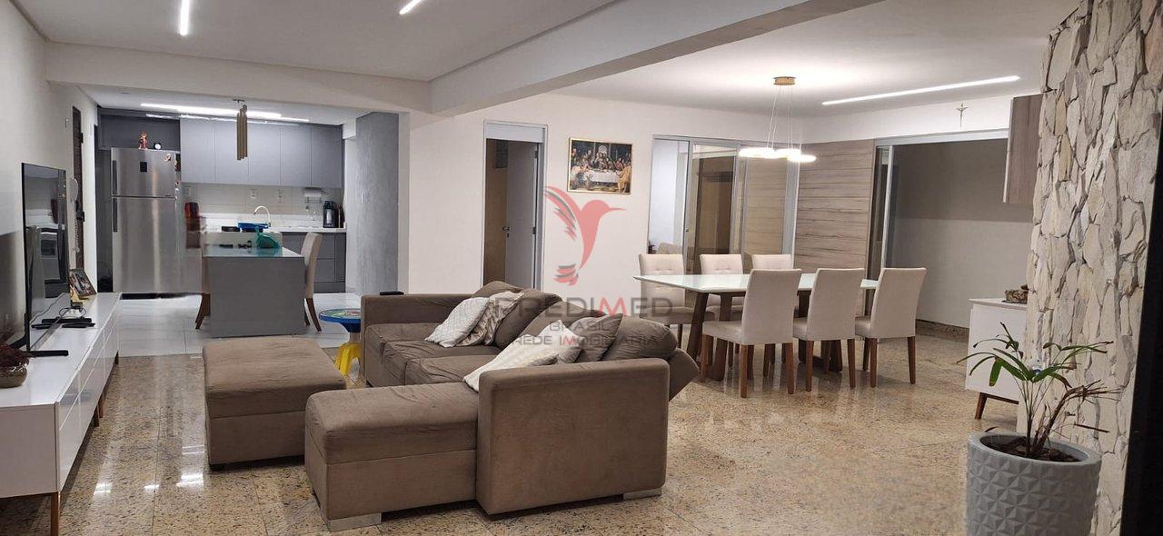 Apartamento de Luxo todo Reformado com 4 suítes em Tambaú a 300m do Mar  João Pessoa - 