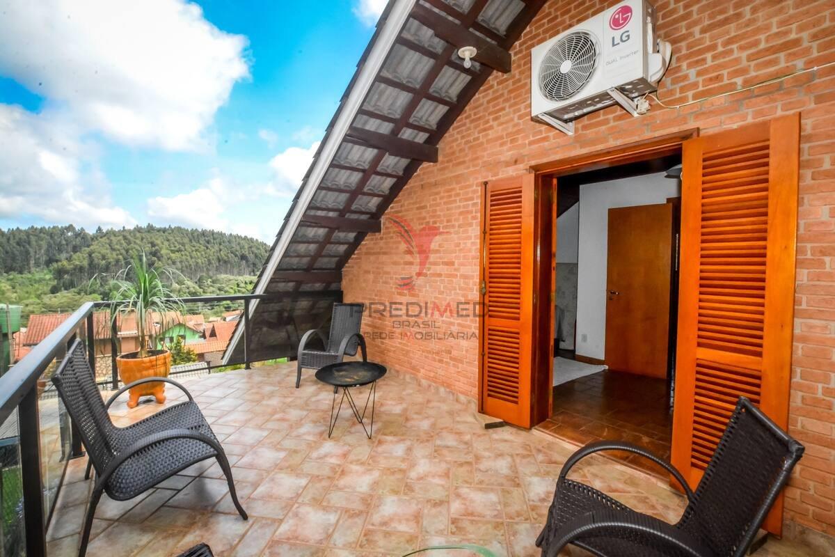 Vendo Casa de temporada completa em Monte Verde - MG  CAMANDUCAIA - 