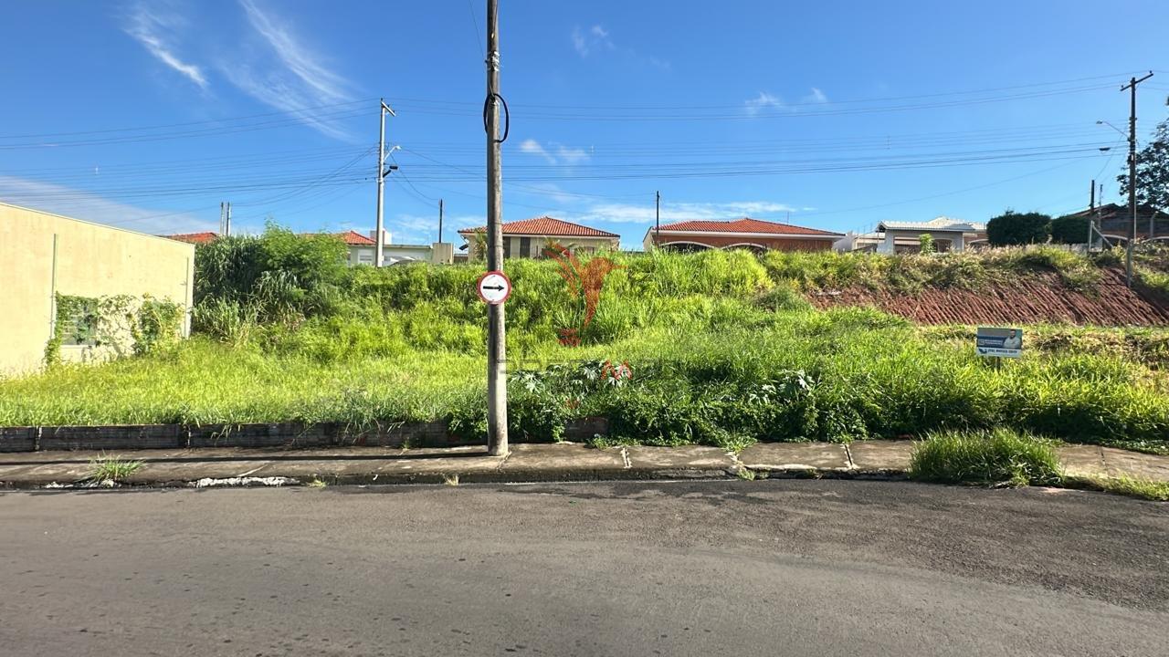 Vendo Excelente Terreno com 560 m² em São Pedro - SP  São Pedro - 