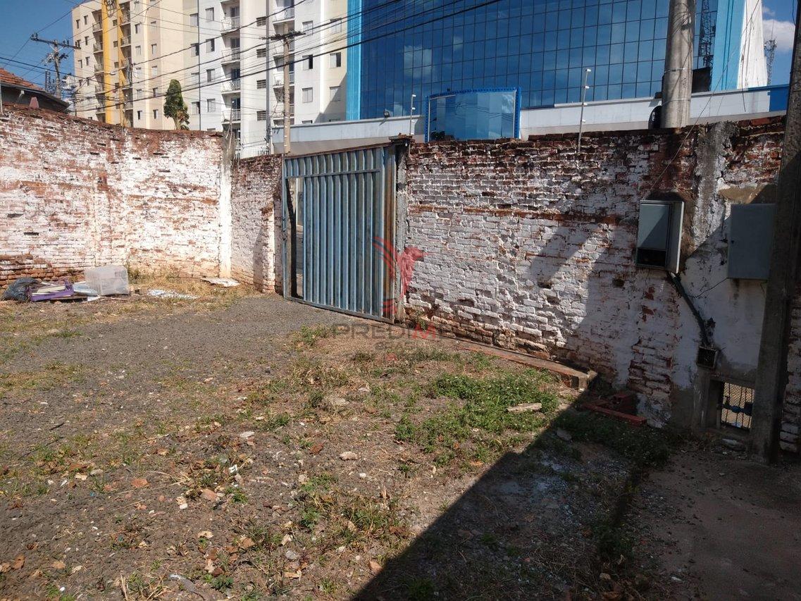 EXCELENTE TERRENO COMERCIAL DE ESQUINA no Bairro Paulista, Piracicaba  Piracicaba - 