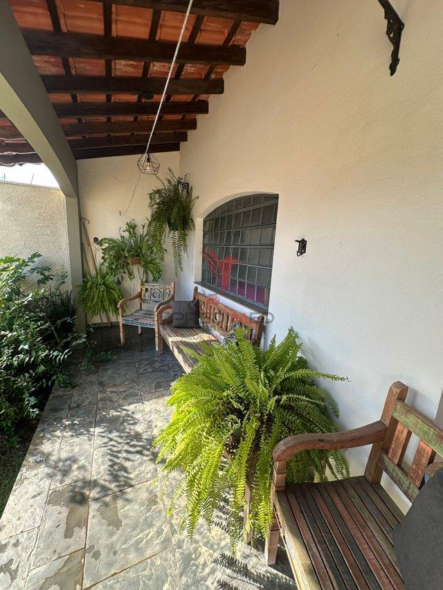 LINDA CASA com Piscina PROXIMO A UNIV. ESALQ Rua Edu Chaves Piracicaba - 