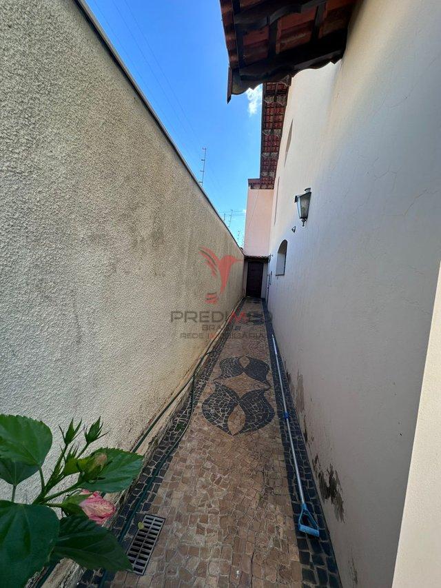 LINDA CASA com Piscina PROXIMO A UNIV. ESALQ Rua Edu Chaves Piracicaba - 
