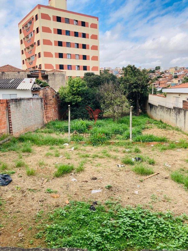 CASA PARA DEMOLIÇÃO COM 618,25mts TERRENO RUA CAPIVARI Piracicaba - 