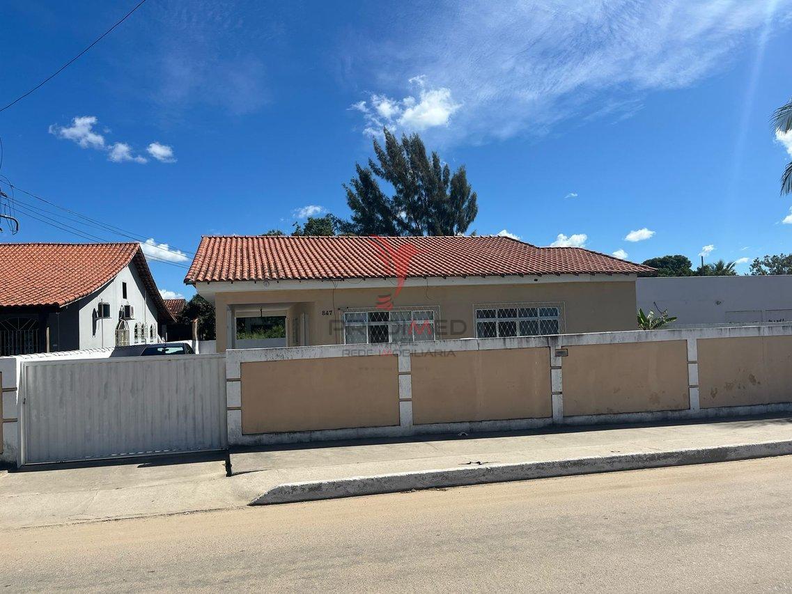 Casa em Iguaba Grande com 3 Quartos com Piscina por apenas R$ 380.000  Iguaba Grande - 