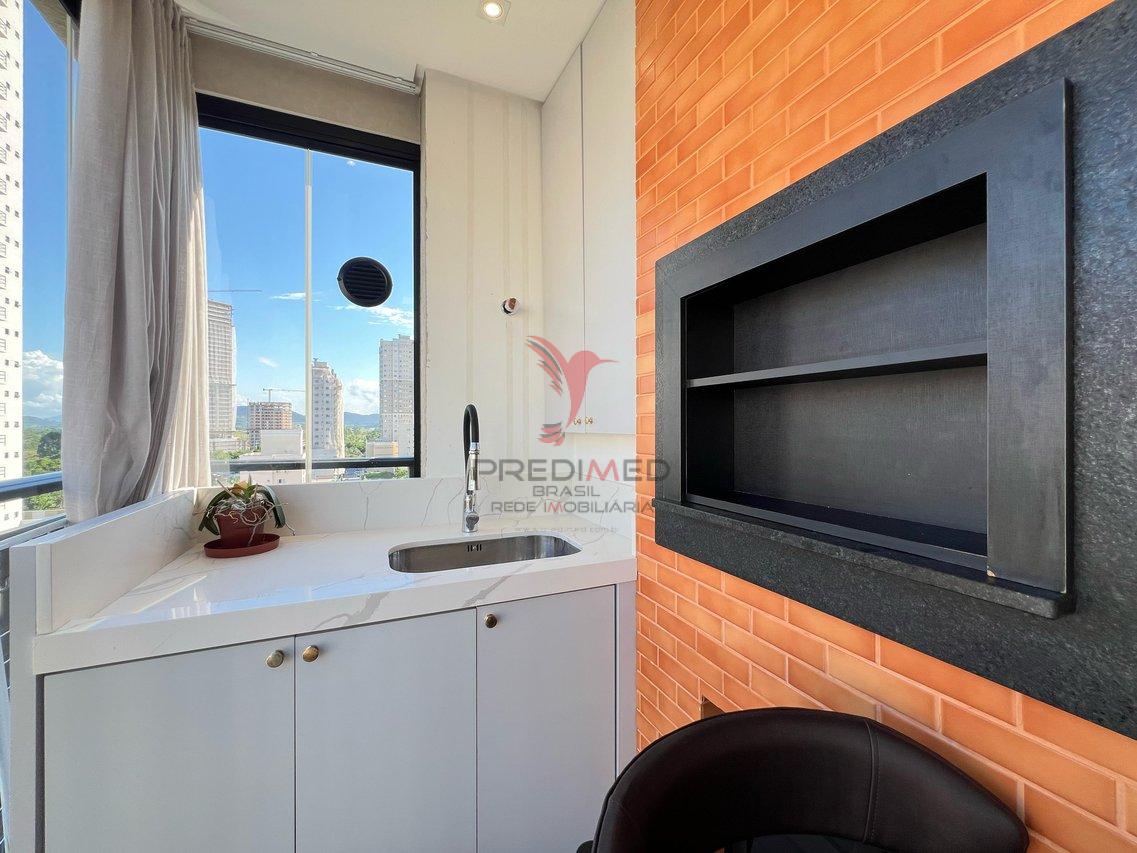 Oportunidade de você morar na praia,  apartamento mobiliado em excelente localização Rua 262 Itapema - 