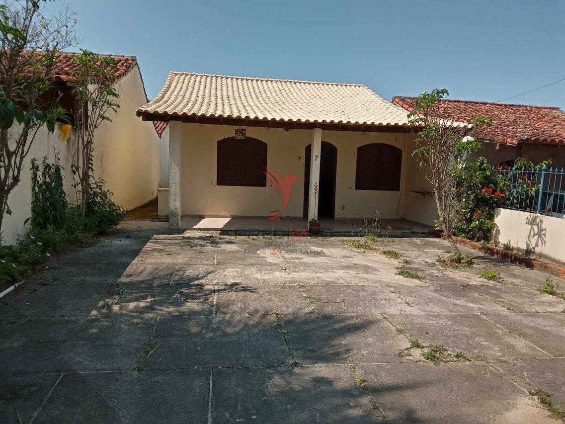 Excelente casa no centro de Iguaba por R$ 250.000 Aceita Financiamento  Iguaba Grande - 