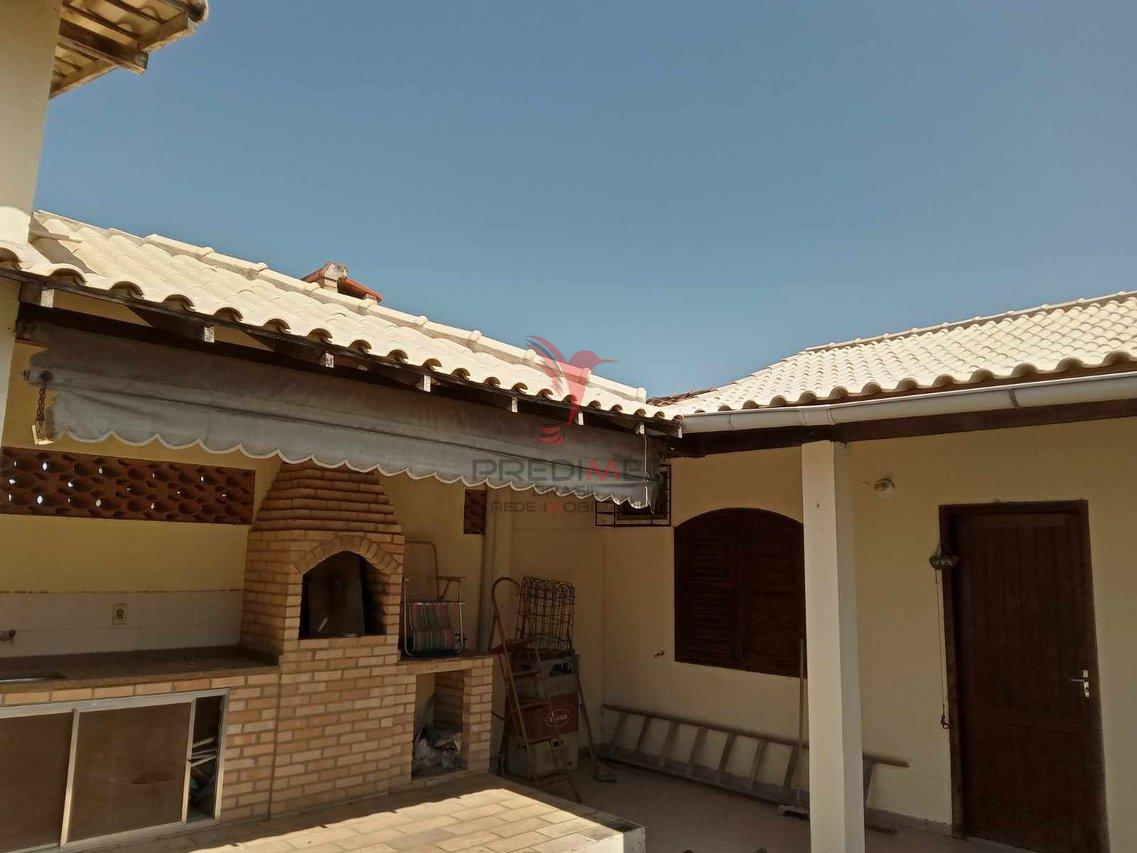 Excelente casa no centro de Iguaba por R$ 250.000 Aceita Financiamento  Iguaba Grande - 