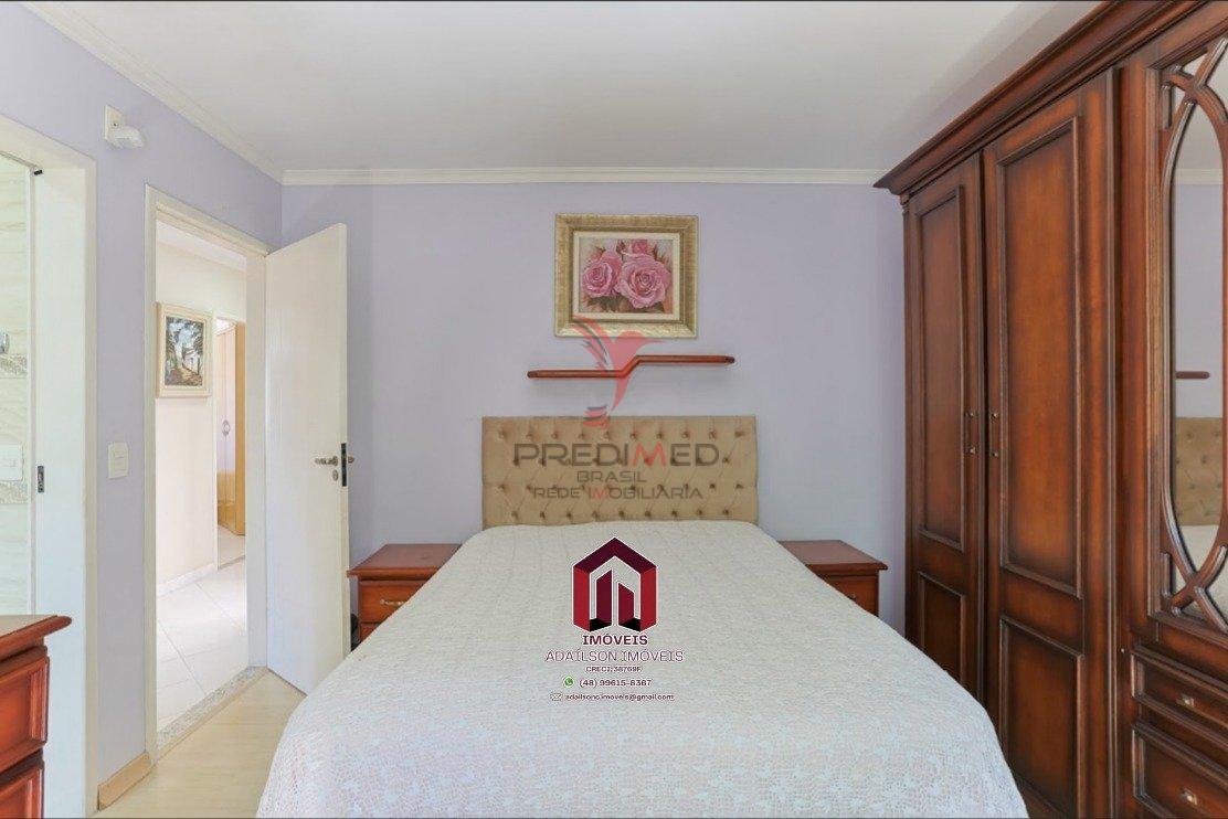 Casa a venda em Florianópolis SC Bairro Trindade com 4 quartos, sendo 2 suítes ,295m² Rua Capitão Pedro Bruno de Lima Florianópolis - 