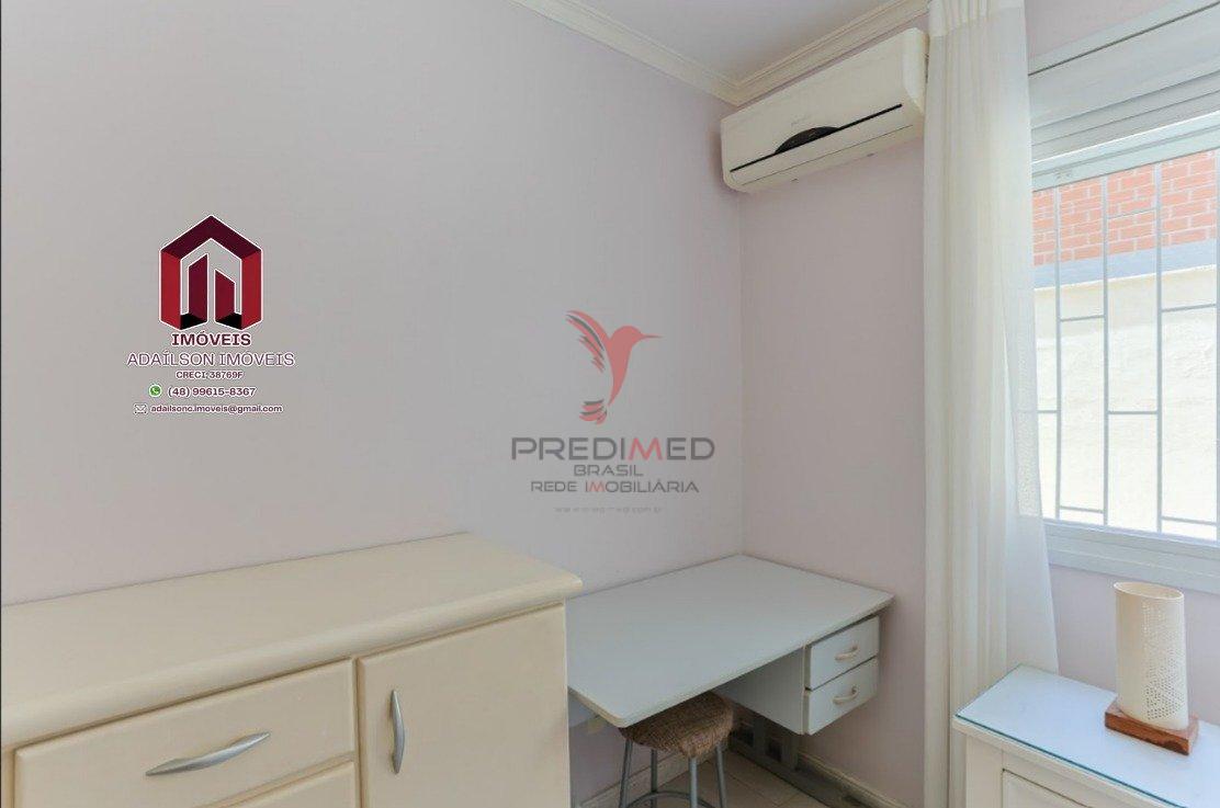 Casa a venda em Florianópolis SC Bairro Trindade com 4 quartos, sendo 2 suítes ,295m² Rua Capitão Pedro Bruno de Lima Florianópolis - 