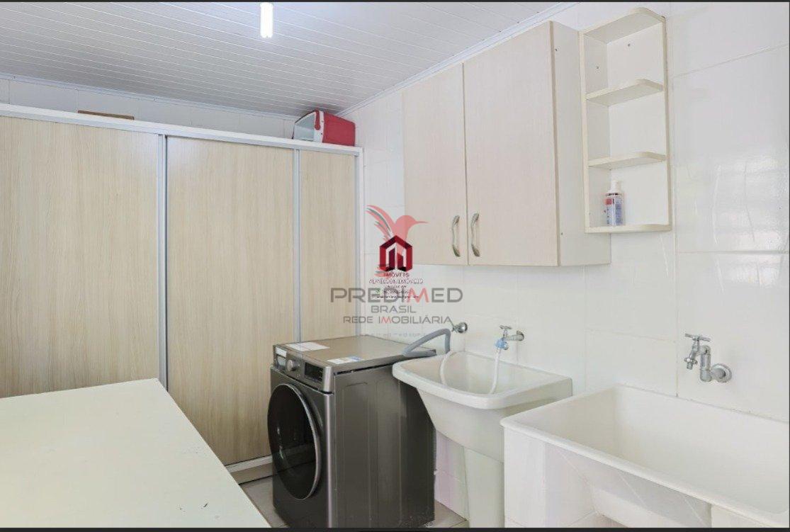 Casa a venda em Florianópolis SC Bairro Trindade com 4 quartos, sendo 2 suítes ,295m² Rua Capitão Pedro Bruno de Lima Florianópolis - 
