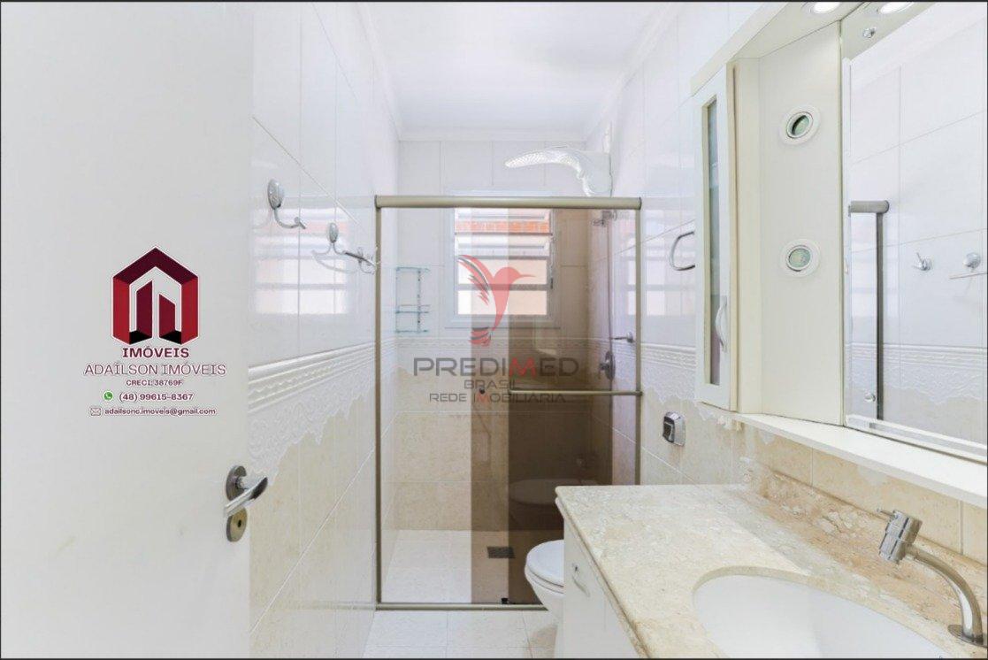 Casa a venda em Florianópolis SC Bairro Trindade com 4 quartos, sendo 2 suítes ,295m² Rua Capitão Pedro Bruno de Lima Florianópolis - 