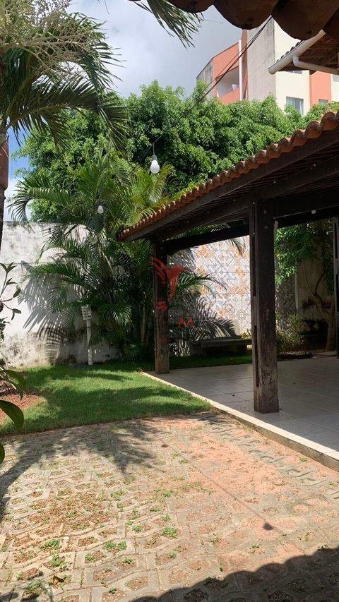 Casa em condomínio fechado em Ponta Negra, Natal. 3 Quartos,2 Suítes, varanda com jardim Rua Getúlio Lopes de Araújo Natal - 1000505840.jpg