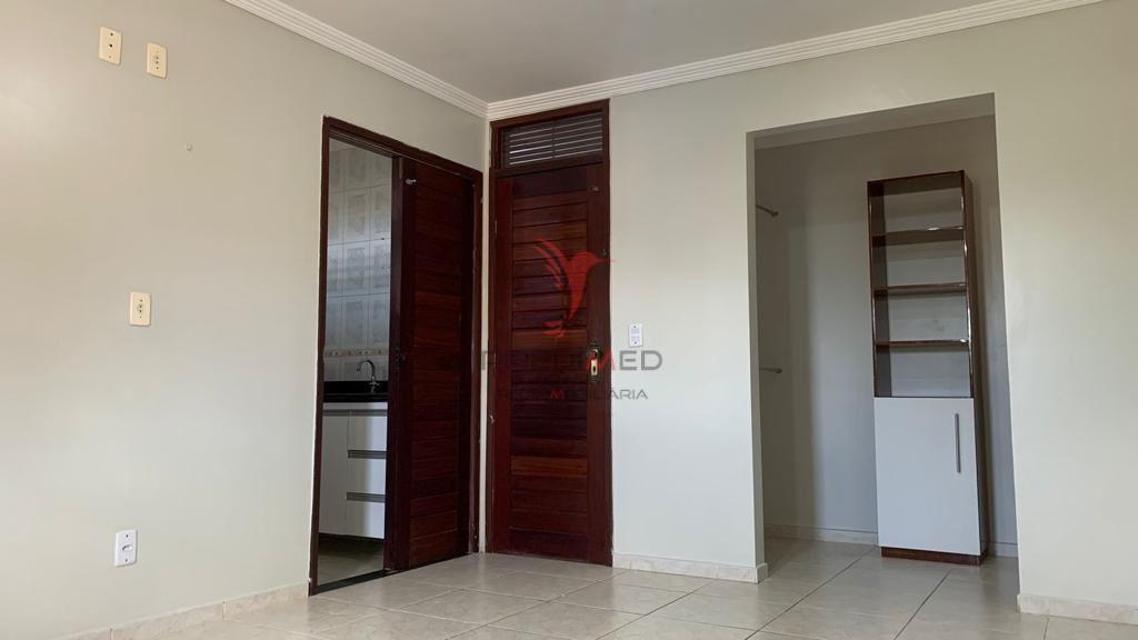 Casa em condomínio fechado em Ponta Negra, Natal. 3 Quartos,2 Suítes, varanda com jardim Rua Getúlio Lopes de Araújo Natal - 