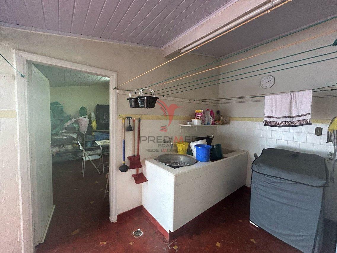 EXCELENTE SOBRADO NA AV SÃO JOÃO EM PIRACICABA. Estuda permuta  Piracicaba - 