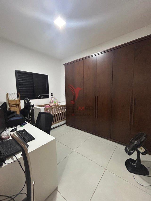 CASA TÉRREA COM 3 DORM, 1 SUÍTE PROX HOSPITAL REGIONAL DE PIRACICABA  Piracicaba - 