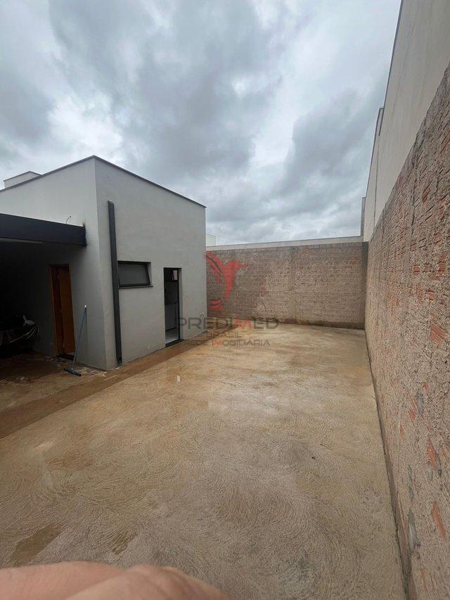 CASA TÉRREA COM 3 DORM, 1 SUÍTE PROX HOSPITAL REGIONAL DE PIRACICABA  Piracicaba - 