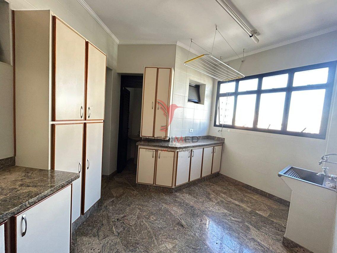 APTO ALTO PADRÃO NO CENTRO DE PIRACICABA 4 DORM  Piracicaba - 