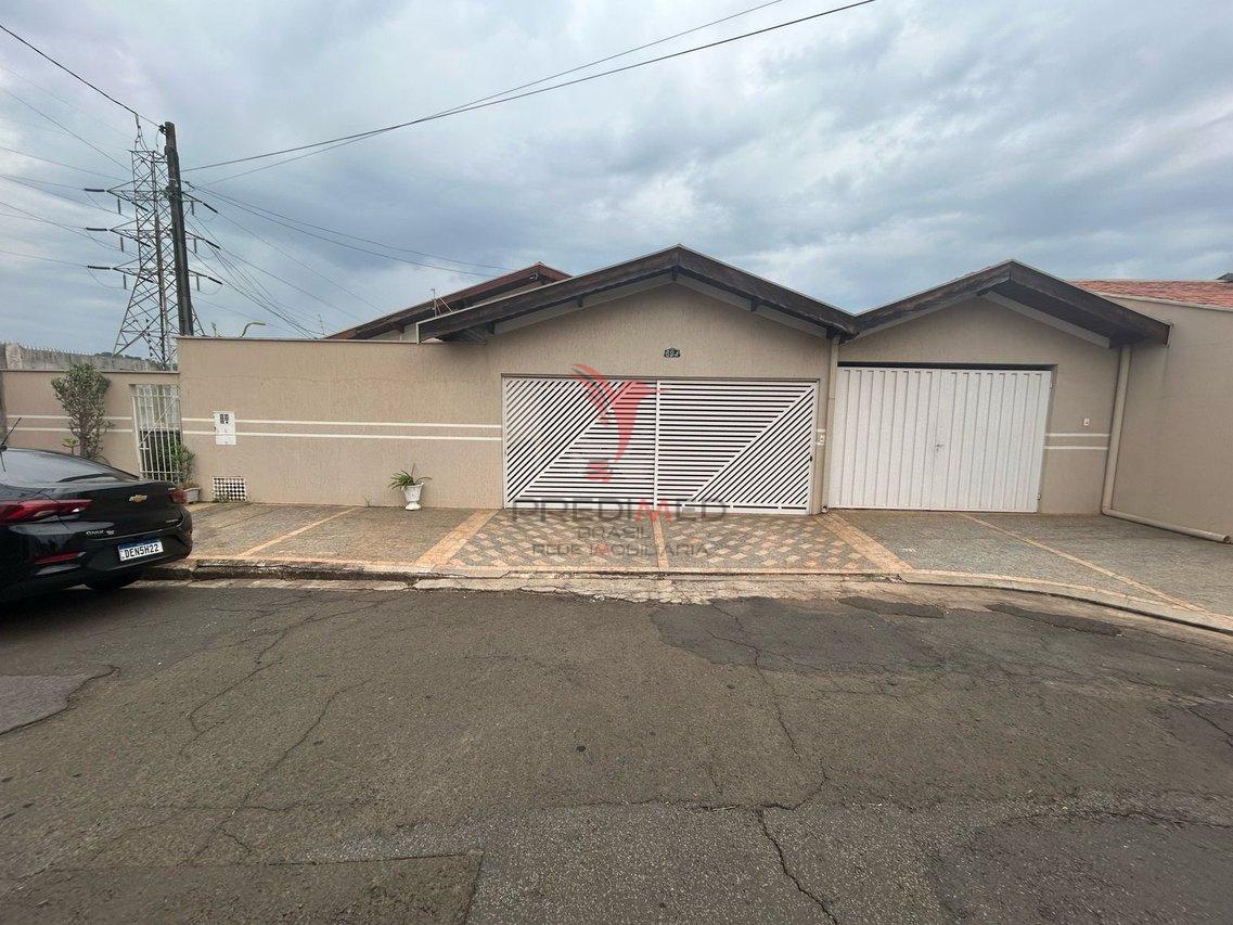 CASA PARA A FAMILIA INTEIRA NO BAIRRO CASTELINHO EM PIRACICABA  Piracicaba - 