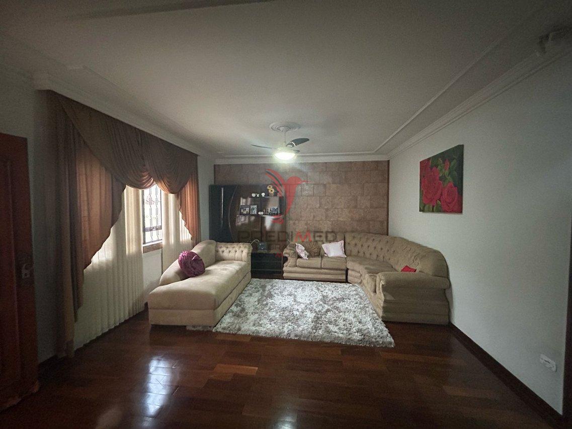 CASA PARA A FAMILIA INTEIRA NO BAIRRO CASTELINHO EM PIRACICABA  Piracicaba - 