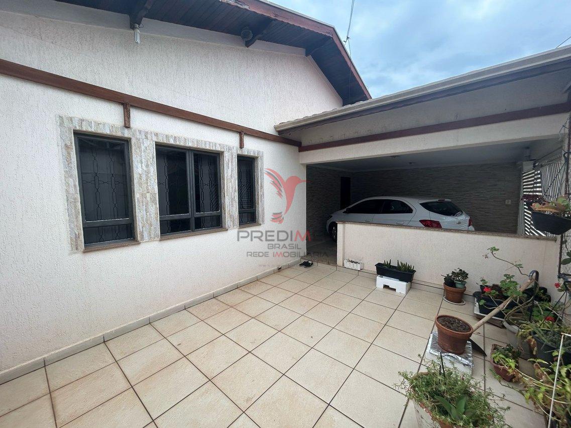 CASA PARA A FAMILIA INTEIRA NO BAIRRO CASTELINHO EM PIRACICABA  Piracicaba - 