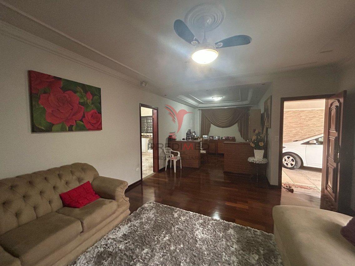 CASA PARA A FAMILIA INTEIRA NO BAIRRO CASTELINHO EM PIRACICABA  Piracicaba - 