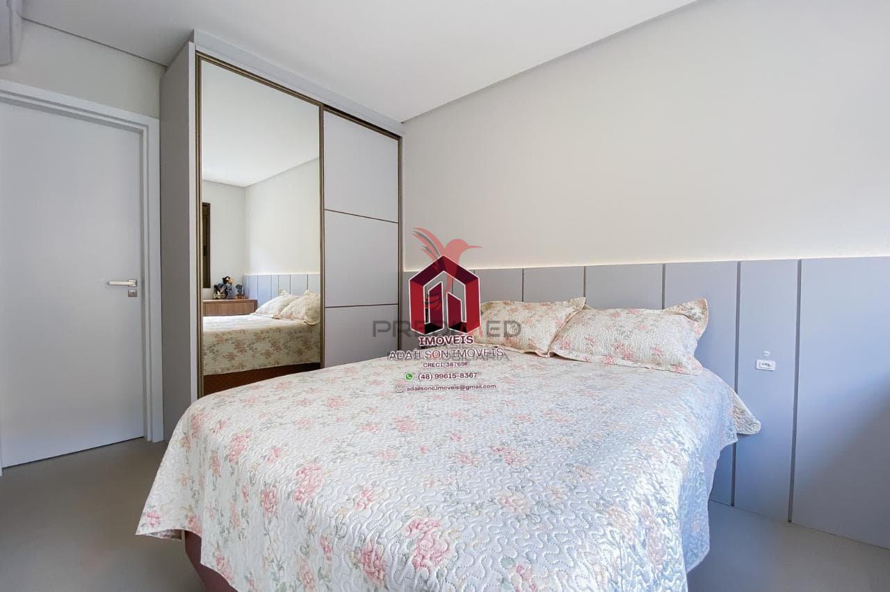 Apartamento com ampla área privativa | Praia de Palmas em Governador Celso Ramos SC Brasil  Governador Celso Ramos - 