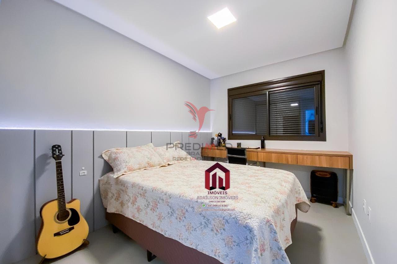 Apartamento com ampla área privativa | Praia de Palmas em Governador Celso Ramos SC Brasil  Governador Celso Ramos - 