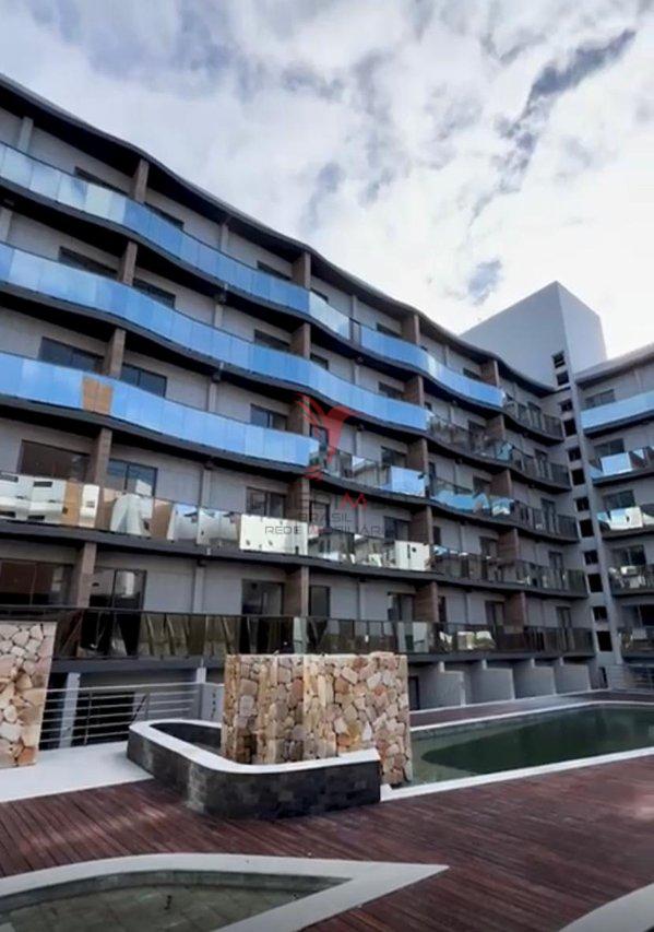 Vende-se flat novo prestes a ser entregue , estilo Resort no Cabo Branco  João Pessoa - 