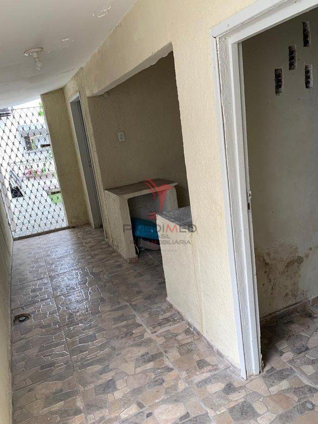 Vende-se casa com localização excelente no Miramar Rua Doutor Hermance Paiva João Pessoa - 
