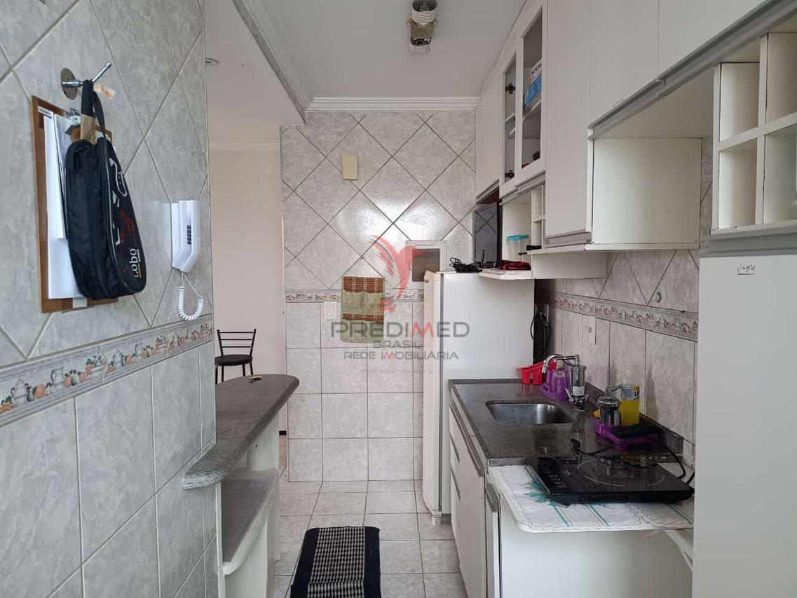 Apartamento mobilado, com  Varanda , no Bairro de Fátima em Fortaleza  Fortaleza - 