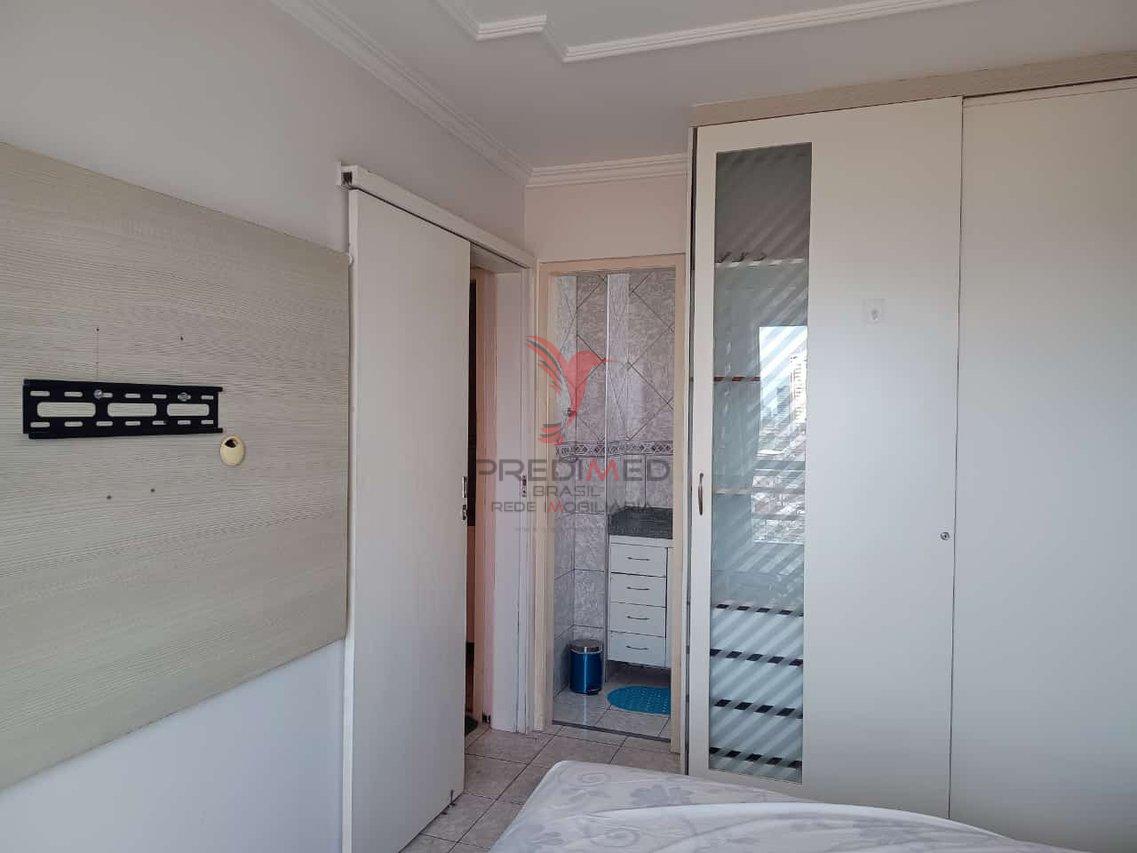 Apartamento mobilado, com  Varanda , no Bairro de Fátima em Fortaleza  Fortaleza - 
