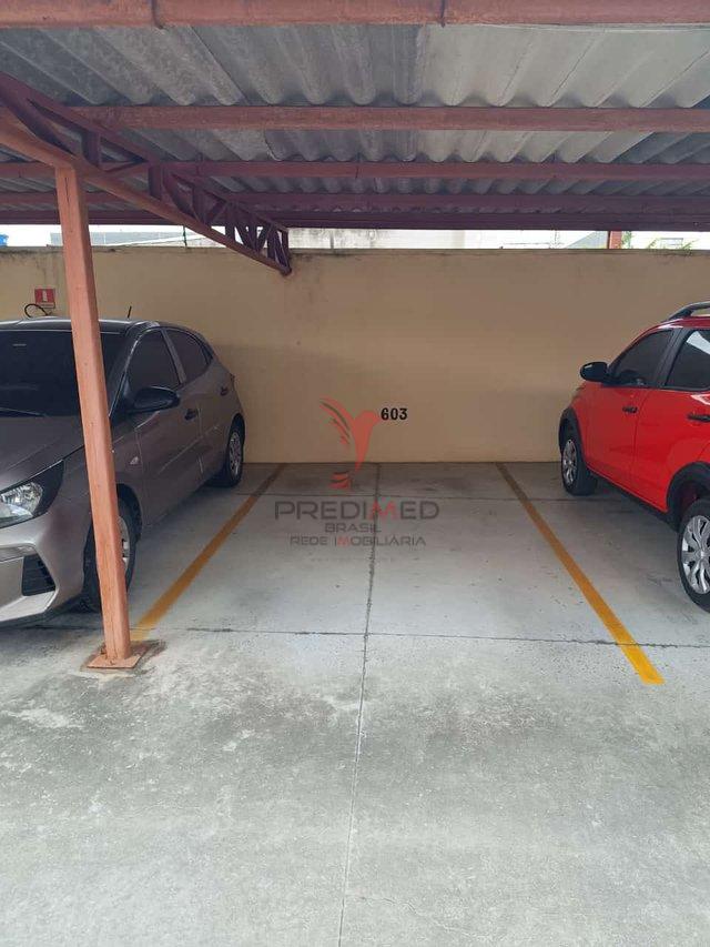 Apartamento mobilado, com  Varanda , no Bairro de Fátima em Fortaleza  Fortaleza - 