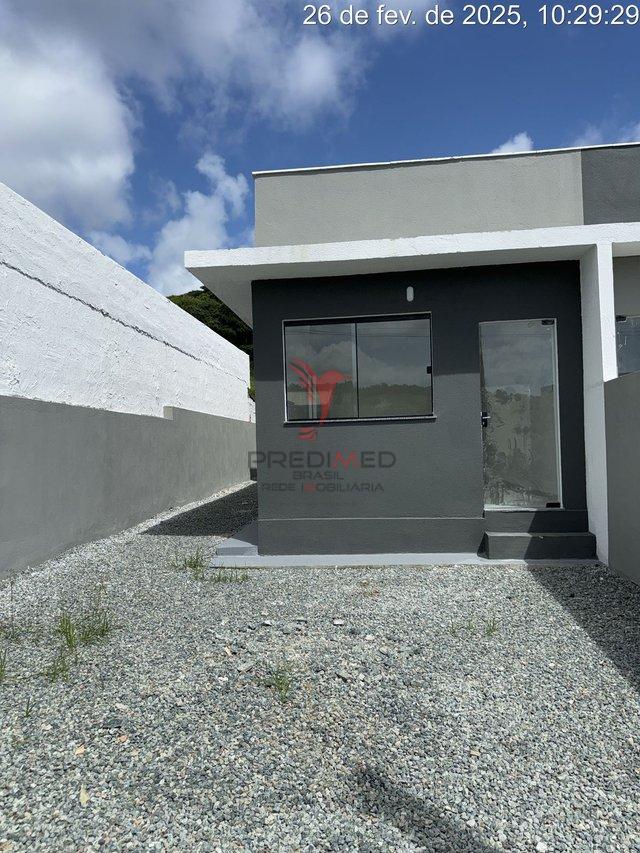 Casa no Litoral de SC. Pode financiar pelo MCMV. Analisa carro como parte de entrada  Penha - 