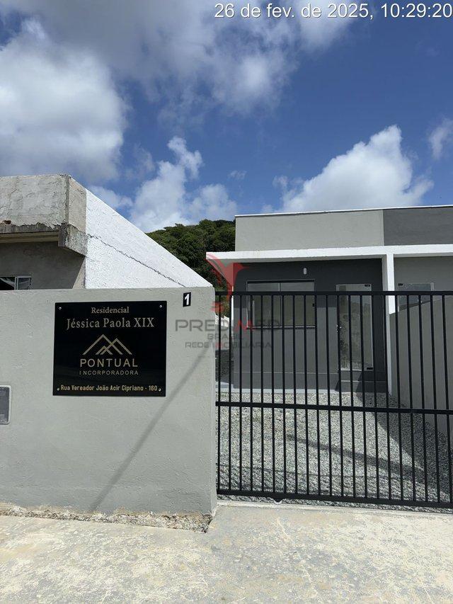 Casa no Litoral de SC. Pode financiar pelo MCMV. Analisa carro como parte de entrada  Penha - 