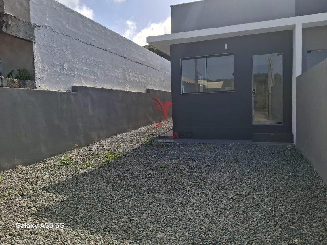 Casa no Litoral de SC. Pode financiar pelo MCMV. Analisa carro como parte de entrada  Penha - 