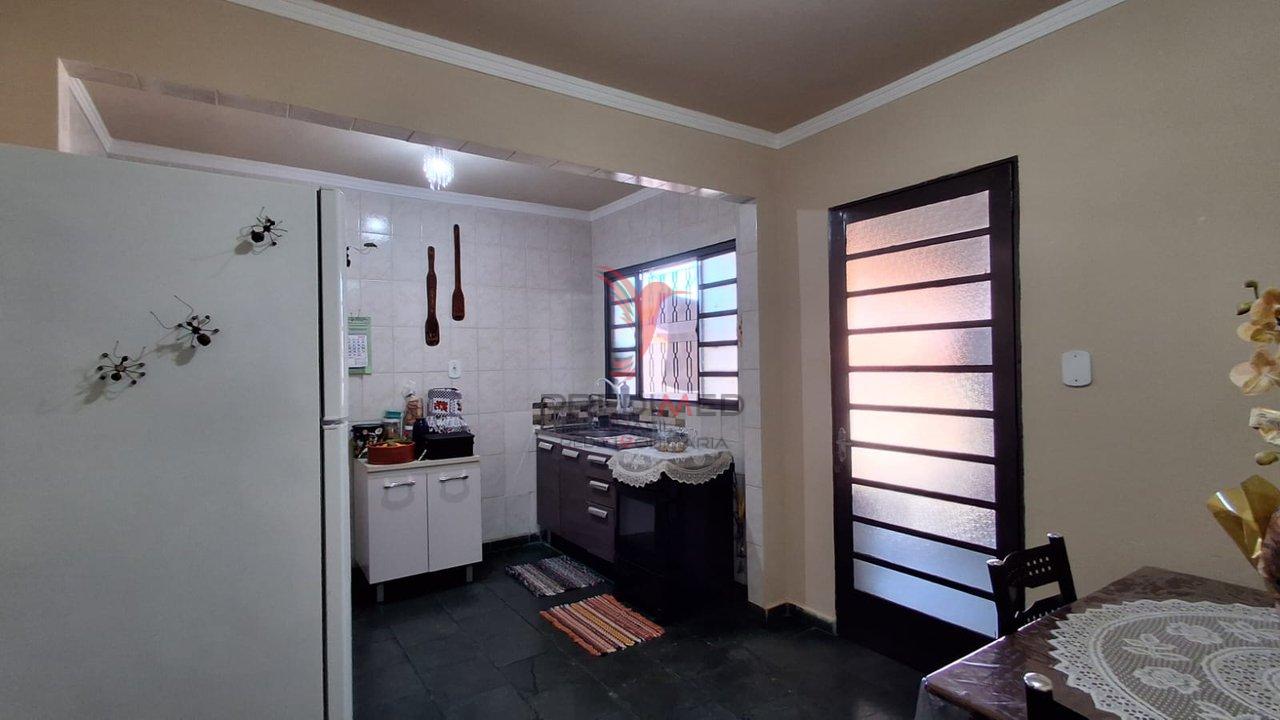 Vendo Casa com Edícula em São Pedro - SP  São Pedro - 