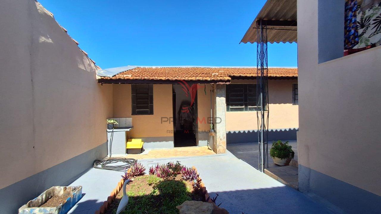 Vendo Casa com Edícula em São Pedro - SP  São Pedro - 