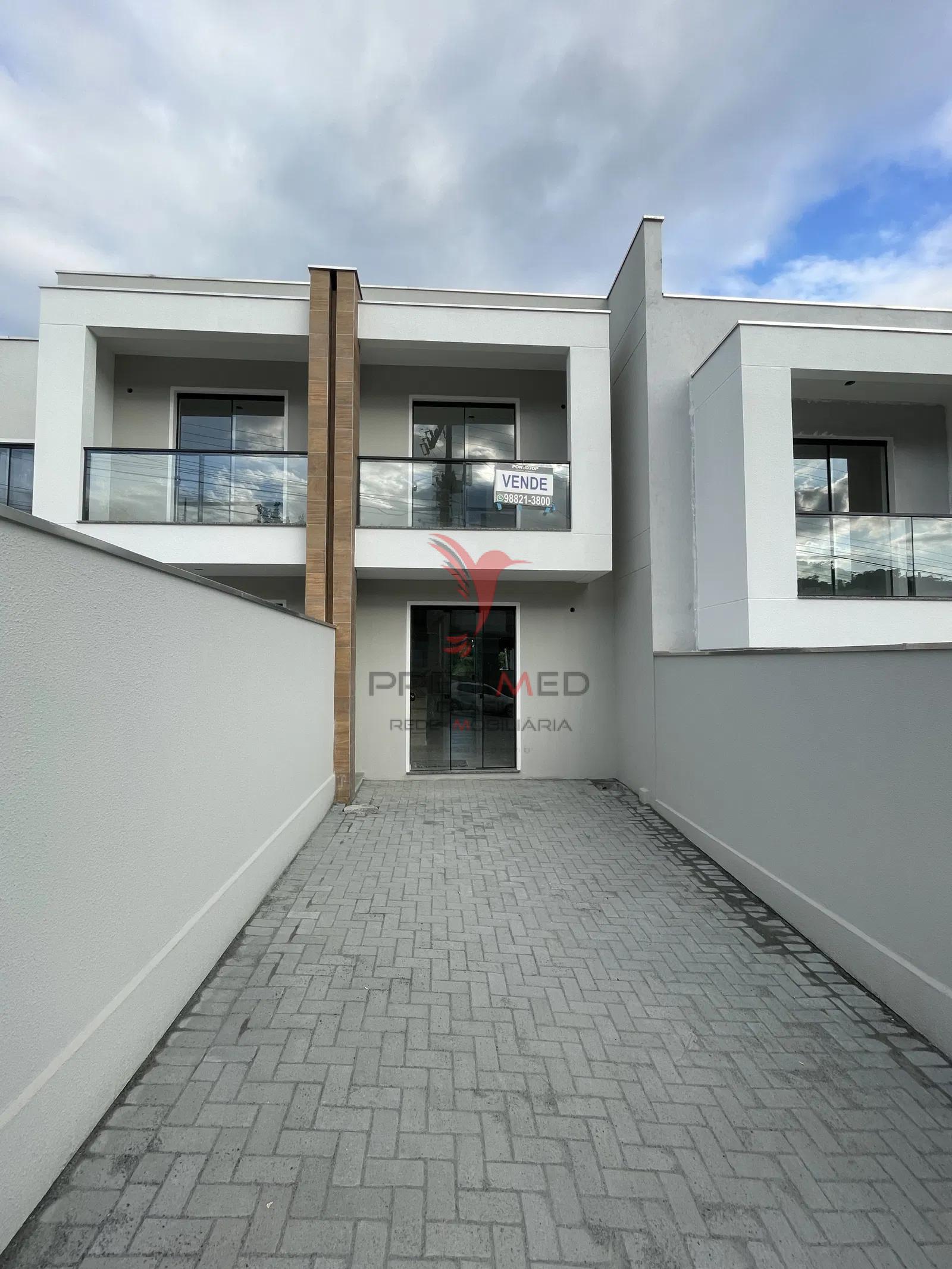 Vende Sobrado em Blumenau  Blumenau - 