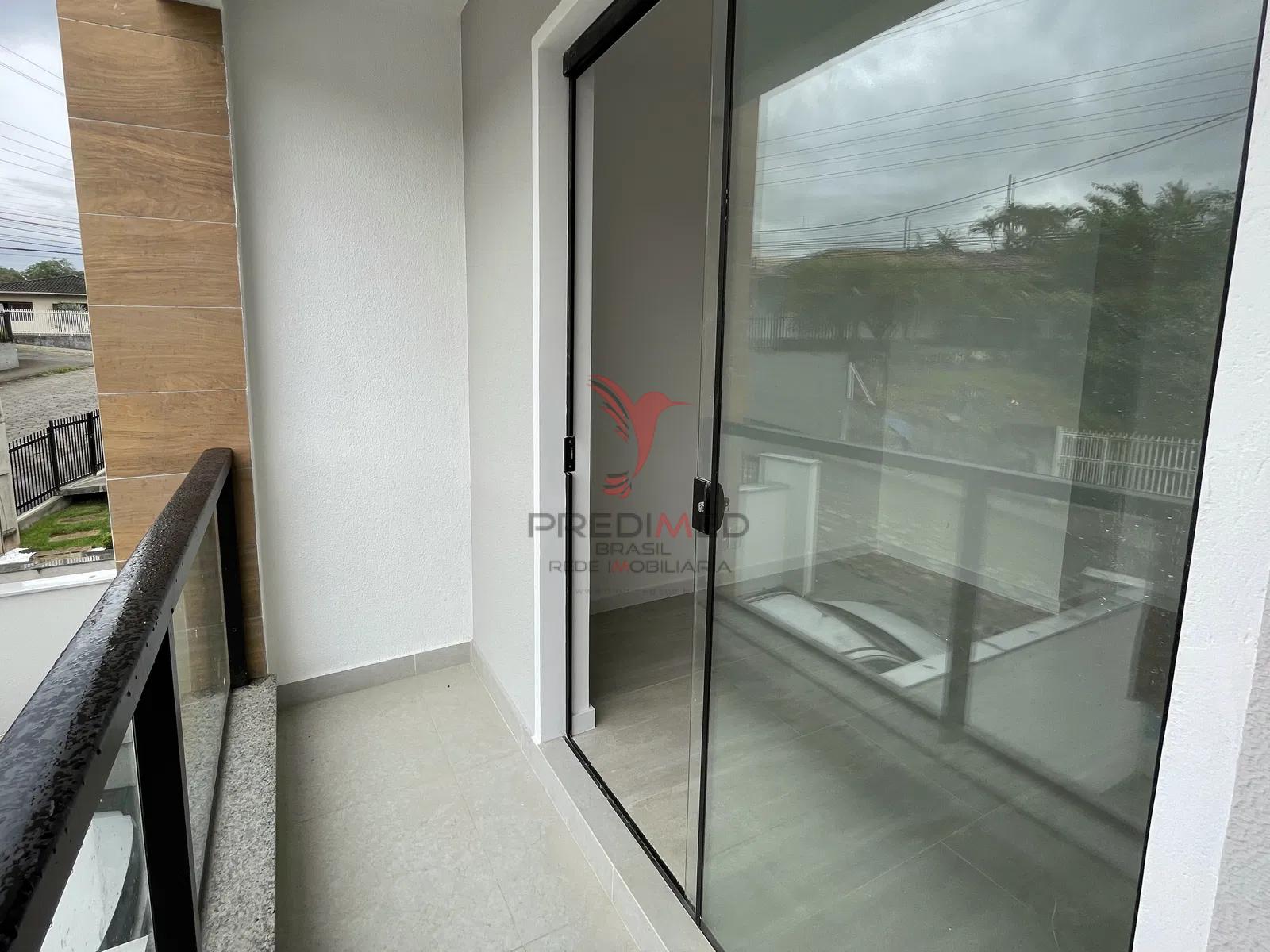 Vende Sobrado em Blumenau  Blumenau - 