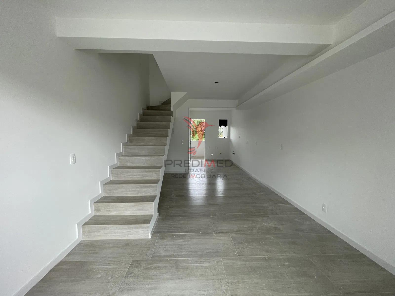 Vende Sobrado em Blumenau  Blumenau - 