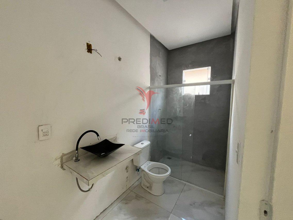 Casa em Iguaba Grande, com 2 Quartos à Venda - APENAS R$ 320.000  Iguaba Grande - 
