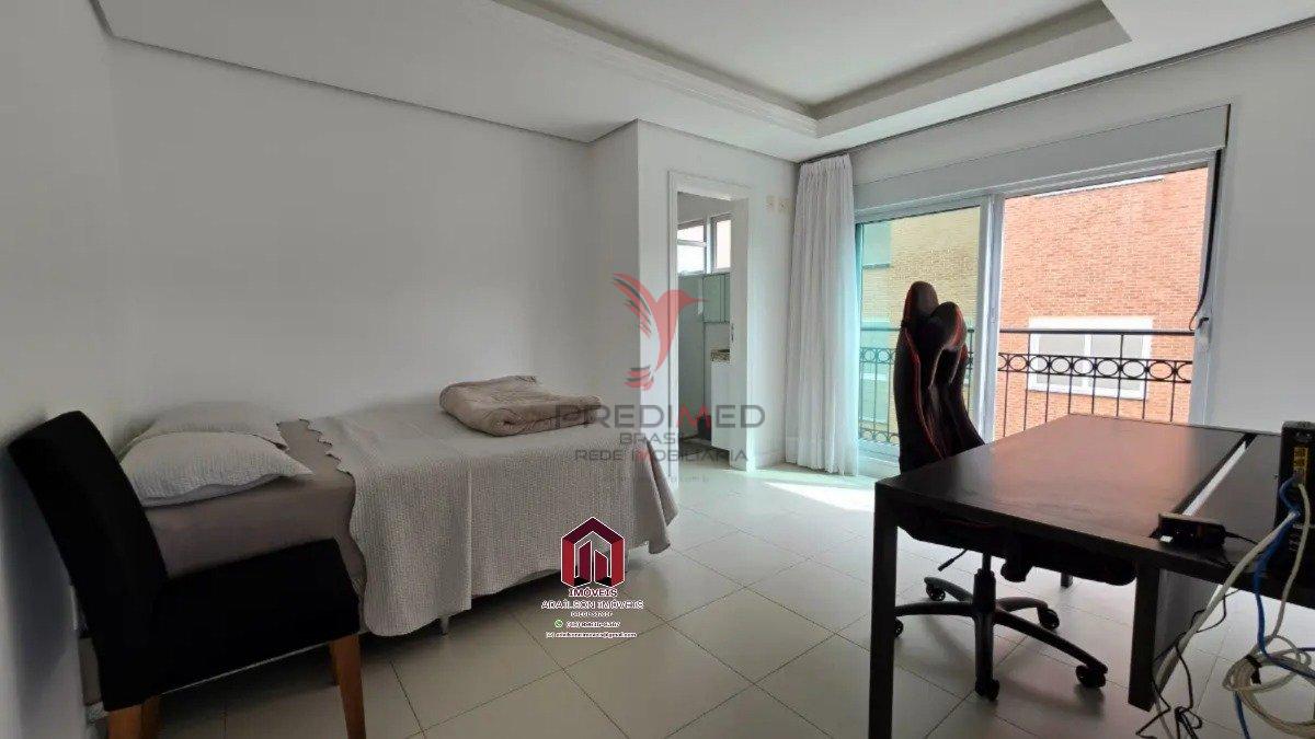 Cobertura para venda em Floripa Bairro Canasvieiras com 3 quartos, sendo 3 suítes, 170m² Rua dos Eucaliptos Florianópolis - 