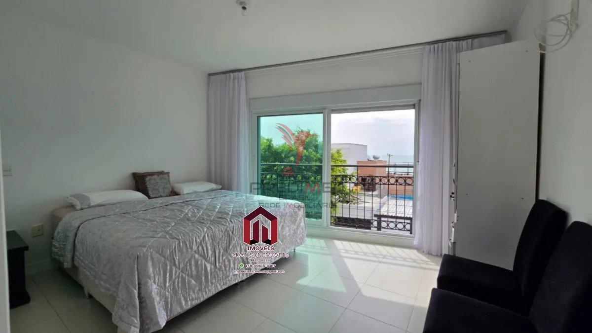 Cobertura para venda em Floripa Bairro Canasvieiras com 3 quartos, sendo 3 suítes, 170m² Rua dos Eucaliptos Florianópolis - 